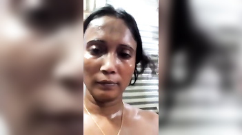 XXX Indian Porn Tube Video Featuring Close Up Sex With Bra-Clad Woman Showing Off Her Boobies