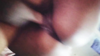 Sinhala Girl Enjoys Morning Sex and Cumshot