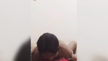 Watch Self-Made Pakistani Couple's X-Rated MMS Video on Indian Porn Tube