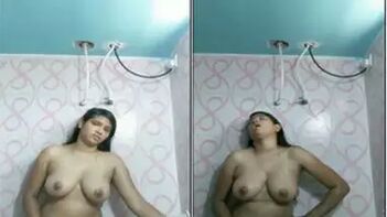 Watch Greedy Pussy Get Massaged By Stunning Indian MILF In Shower