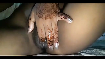 Mysterious Desi Aunty With Tattoos On Hand Fingers - Unseen Indian Porn Tube Video