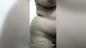 Watch: Desi Hot Bhabi Selfie Video Recording - An Unforgettable Experience!