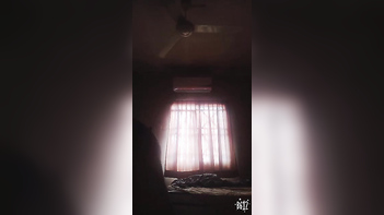 Tamil Girl Sends Nude Video To Boyfriend: Shocking Video Goes Viral