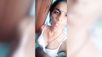 Tamil Girl's Nude Video Leaked to Boyfriend's Phone