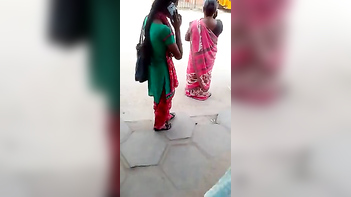 Take a Peek at the Sexy Indian Nymphos Girl at the Busstop - Cuteness Guaranteed!