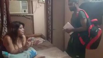 Catchy Audio Recording of My Friends Fucking My Stepmom in Clear Hindi Audio