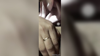 Wife Fingering Her Tight Pussy Like a Fucking Pro