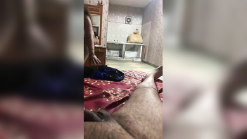 Indian Bhabi Sucks Dick Like a Pro and Rides It Hard