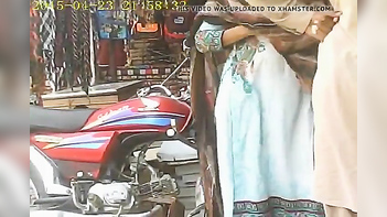 Indian Aunty Sucks Dick Like a Pro, Wet Pussy Gets Hammered Hard