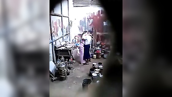 Mature Aunty From Andhra Gets Nailed By Painter, Caught On Stealthy Hidden Cam