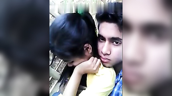 Mumbai Teen Gets Her Tiny Tits Squeezed Hard in Public Outdoor Action