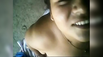 Chubby Bhabhi From Indore Sucks Dick Like a Pro, Mind-Blowing Blowjob Action