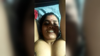 Tamil Wife’s Tits Fully Exposed by Her Damn Hubby