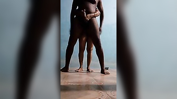 Indian Mature Maid Gets Nailed Standing Up, MMS Leak Scandal