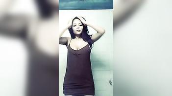 Pune College Chick Shows Off Her Wild Side for Boyfriend