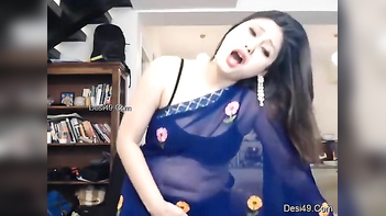 Desi Model Gets Wild With Mind-Blowing Masturbation And Seductive Dance Moves