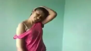 Sri Lankan Lesbians Go Wild, Sucking and Grinding Like Dirty Fucking Sluts.