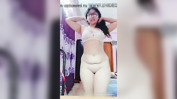 Desi College Girl With Juicy Big Ass Takes XXX Gig To Make Bank