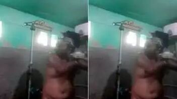 Desi Babe Dives Into Steamy Shower for Some naughty XXX Masturbation Fun