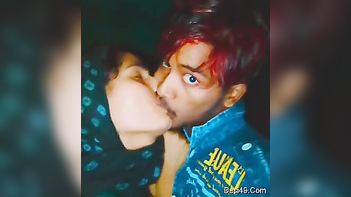 Indian Wife With Shawl Kisses Handsome Dick On Xxx Cam, Pussy Licking Action