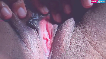 Chick Masturbating, Pussy Juice Dripping, Mind-Blowing Close-Up Action