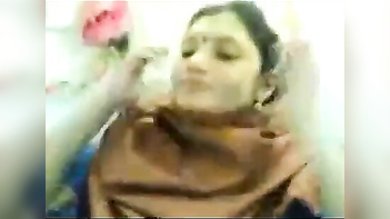 Bengaluru Aunty Gets Wild and Dirty With Horny Neighbor Uncle