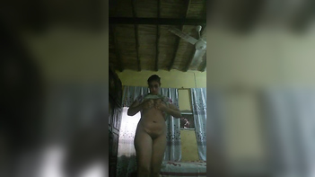 Village Chick Flashing Her Juicy Titties on Cam, Damn She’s Freaky Good