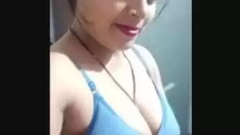 As Fuck Married Bitch Flashing Her Juicy Titties