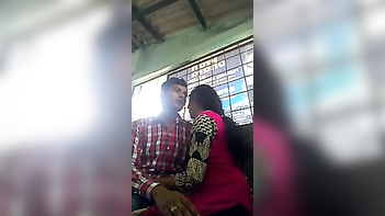 Leaked MMS - Horny Hyderabadi Teen Couple Getting Wild As Shit