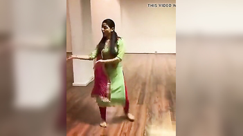 Babe Dances Seductively in Tight Clothes, Hindi Style, Damn Sexy Moves
