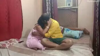 Desi Vhabi Sex, Clear Hindi Audio, Mind-Blowing Homemade Action