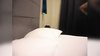 Mature Milf from Bengaluru Catches Hell in a Hotel Room Sex Tape