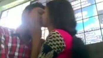 Hindi College Lovers Caught on Cam Making Out for the First Time, Selfie Style