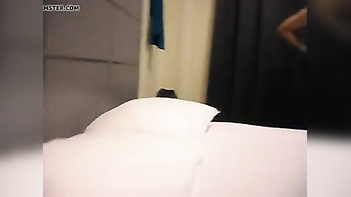 Damn Hot Gujarati Bhabhi Sucks Devar’s Dick in Spicy Home Sex Session