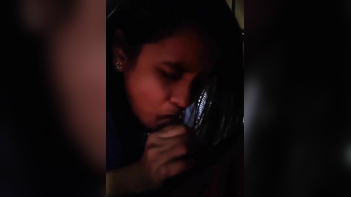 Damn Hot Bangladeshi Chick Sucks Her Older Brother’s Dick Like a Pro