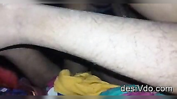 Marathi MILF in Saree Gets Pounded Hard in Leaked MMS Clip