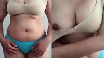 Damn, This Indian Chick’s Big Boobs Are Freaking Insane on Camera