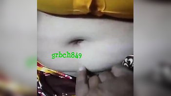 Damn, Watch This Hot Aunty in Saree with Freakin’ Huge Tits Tease and Seduce