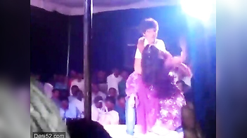 Desi Chicks Grinding and Shaking Their Asses on Stage, Damn!