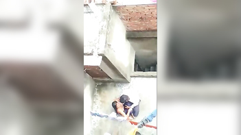 Indian Chick Gets Pounded Hard On The Rooftop
