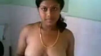 Mallu Booby Babe Parvathy Nails It in Full Naked Glory