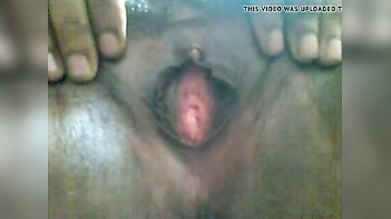 Muslim Aunty Shows Off Her Juicy Tits and Pussy To Horny Cousin Brother