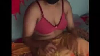 Desi Bhabi Revealing Her Juicy Pussy in Steamy Close-Ups