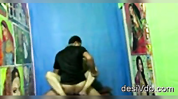 Lucky Bastard Nails His Friend’s Smokin’ Hot Mom in a Seductive Saree