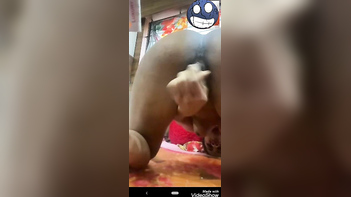 Desi Bhabi Fingering Her Pussy Like a Fucking Pro