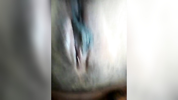 Indian Babe Shamelessly Shows Off Her XXX Tits and Pussy Close-Up