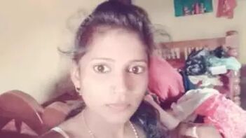 Desi Indian Girl Sucks Cock Like a Pro and Cums Hard All Over