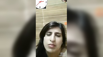 Paki Chick Teasing On Cam - Wild Blowjob Action And Soaked Pussy