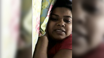 Desi MILF Shows Off Juicy Tits While Daydreaming About Husband’s XXL Cock Action