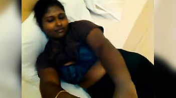 Indian Milf With Huge Tits Bangs Boyfriend In Hotel Room Like A Fucking Pro
